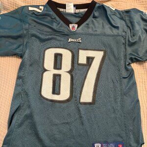 7 Youth shirts Phillies and Eagles Bundle - sizes Youth M/L